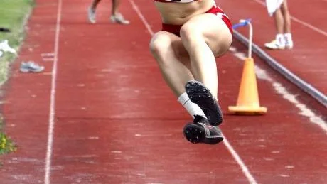 Medaljös. Ellinor Sundstrand vann både längd och 80 meter häck.