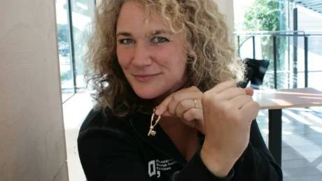 MÄSTARINNA. Lotti Carlgren med sin vinnarnyckel.