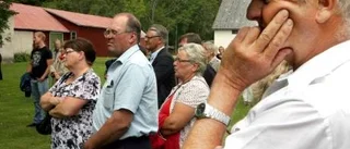 Vällingklocka kallade till invigning och sommarmöte