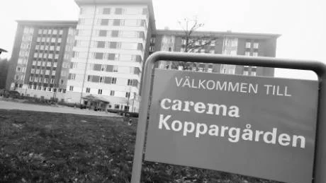 Carema-skandalen avslöjar att de tagit ut 30 procent i vinst. Vinstnivån borde begränsas i regionens upphandlingar.