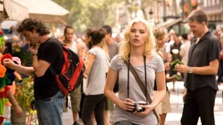 Scarlett Johansson fortsätter att jobba med Woody Allen. Foto: Scanbox