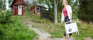 Enkla torp med utedass lockar inte längre