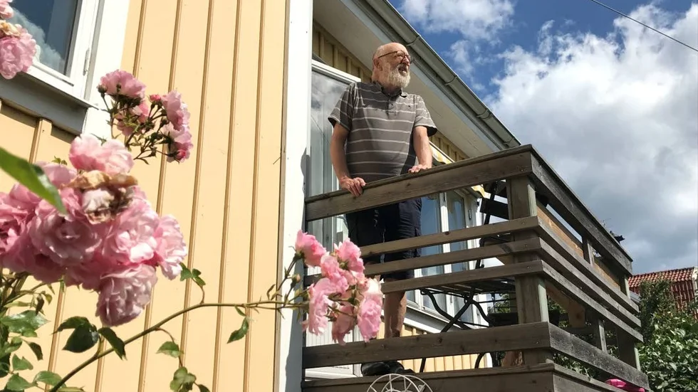 Klas Ljungdahl och boende i gamla Oxelösund protesterar mot planerna på en gasterminal i närheten av bostadsområdet.