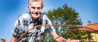 Leif fick stryk som vänsterhänt