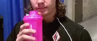 Försiktig Simon närmare toppen