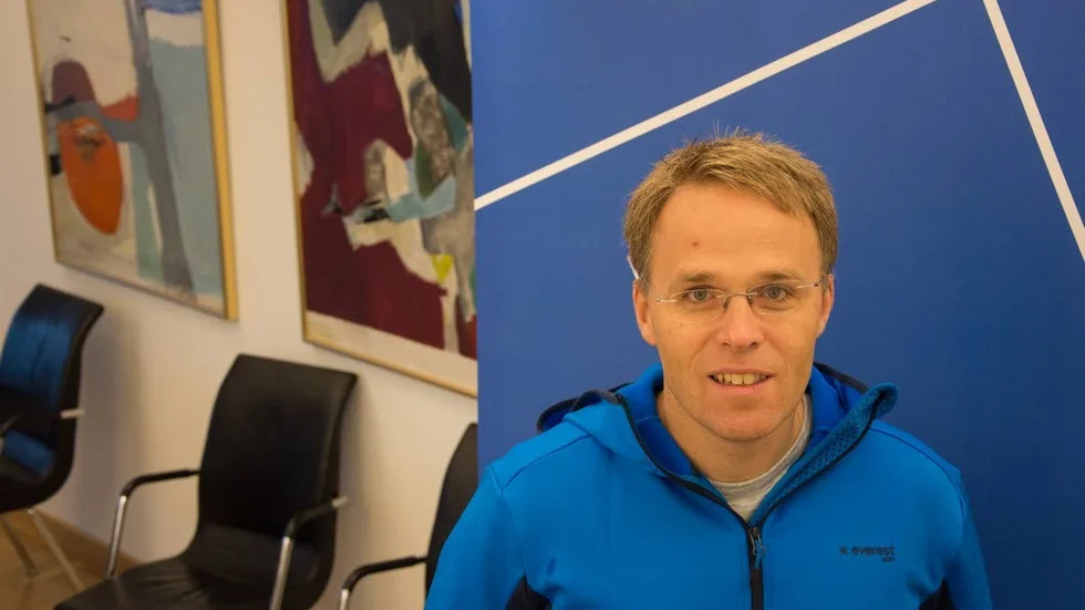 Familjefrågor. Samuel Ek har varit aktiv i Kristdemokraterna i två mandatperioder, först som ersättare i kommunfullmäktige och sedan som ordinarie ledamot. Vid årsskiftet tar han över som gruppledare för KD.