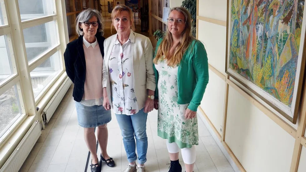 Högre lön. Det hoppas verksamhetscheferna Karin Söderberg, Maiden Karlberg och Nina Jansson ska locka mer vikarier till vården.