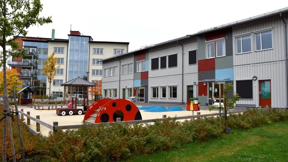 Sju av Luleås förskolor håller öppet i sommar.