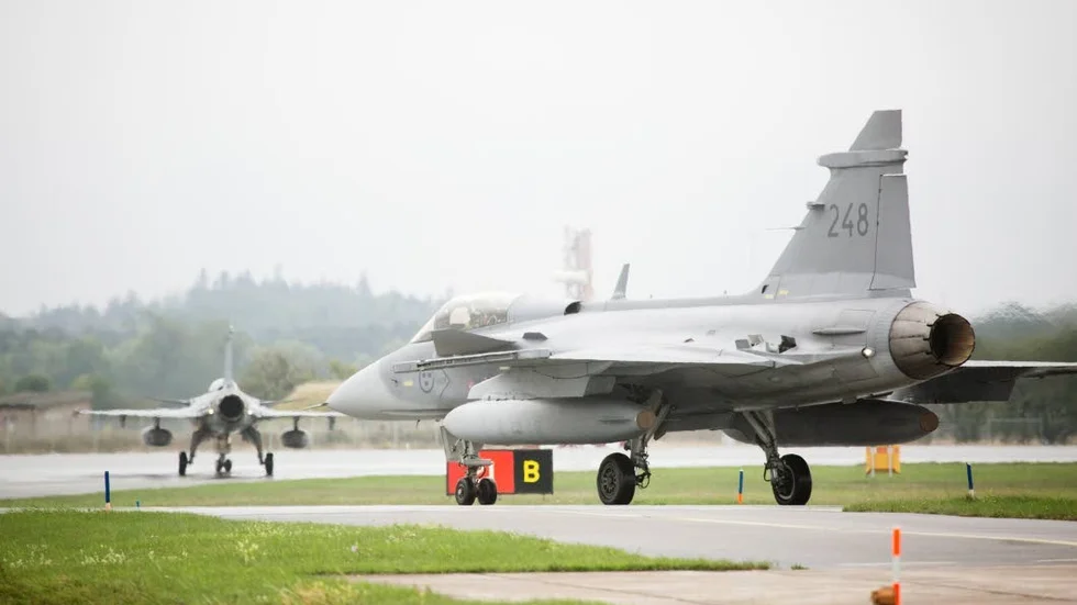 Övningen kommer att märkas både  i luften och ute till havs.