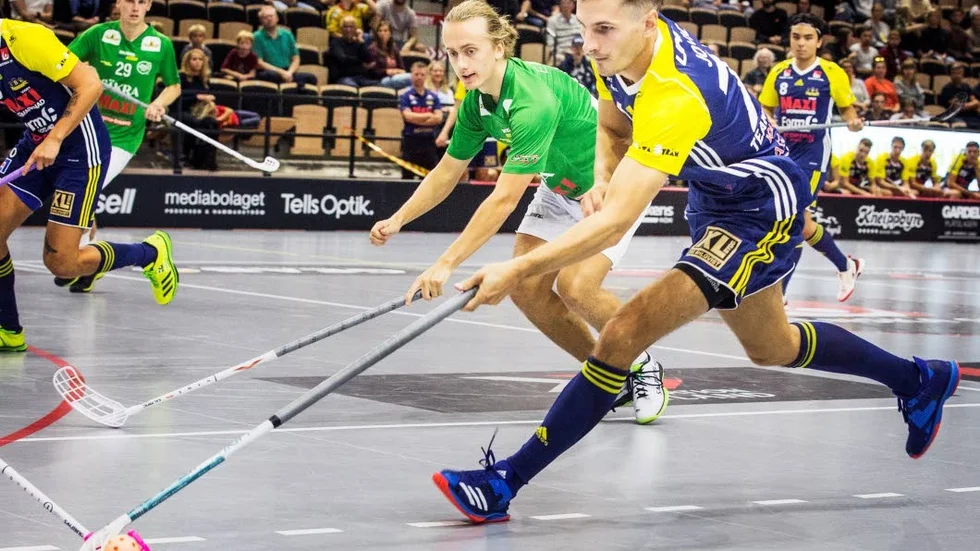 Markus Jovic kvitterade med tre minuter kvar att spela av tredje perioden och räddade Visby IBK från ett premiärfiasko.