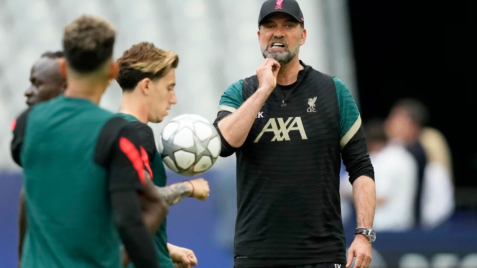 Liverpools tränare Jürgen Klopp under ett träningspass inför lördagens Champions League-final mot Real Madrid.