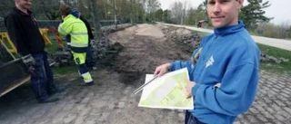 Kyrkogården rullstolsvänlig