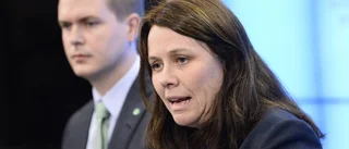 De Maecker tar ställning  – Stenström tiger