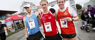 Favoriterna höll i "halvmaran"