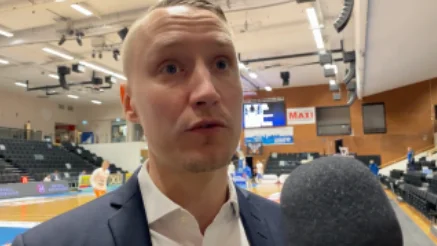 Sporten fick en intervju med Dolphins-coachen Mikko Riipinen i Östersund.