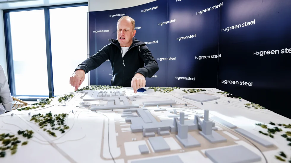 "Jag vill lämna efter mig ett arv i ett starkt bolag, som kommit långt på hållbarhetsresan. Samma sak gäller arvet till mina döttrar, att jag vill lämna efter mig någonting jag kan vara stolt över", säger Henrik Henriksson, vd för H2 Green Steel.