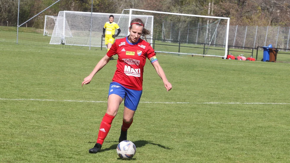 Josefine Breikert gjorde Borens enda mål i matche. Man var nära en kvitteringen men istället ökade Svärtinge på och vann.