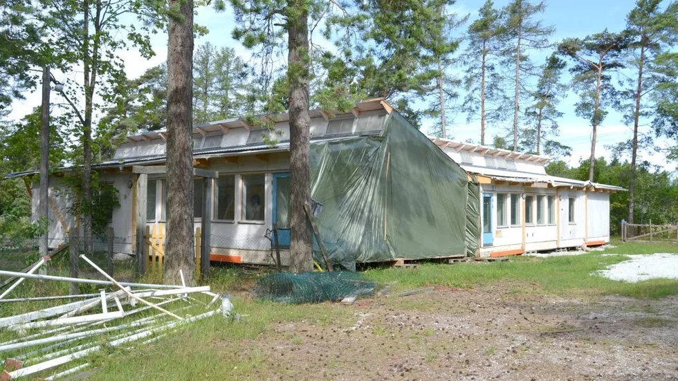 Föreningen är oroliga för att huset ska ta skada om man inte får bygglov snart.