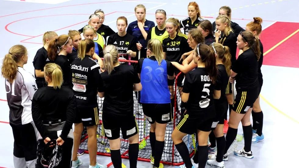 RINGEN SLUTEN. Även om resultaten har uteblivit, är den juniorallsvenska satsningen ändå en framgång för Endre IF. Spelare får möta bra motstånd i samma ålderklass och utvecklas.