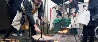 Medeltida julstämning trots gråväder i Visby