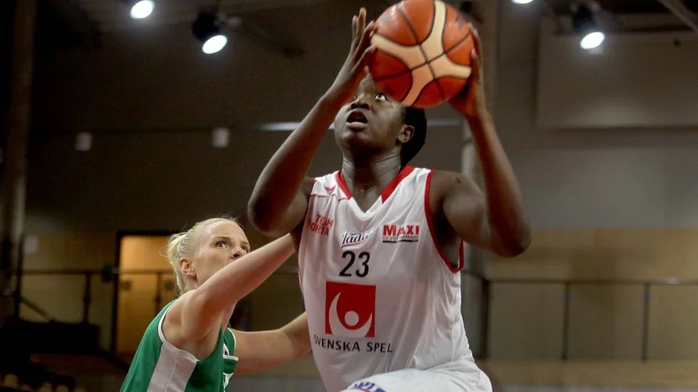 Returer. Rashida Timbilla blev främsta returtagare med sina 15 returer.
