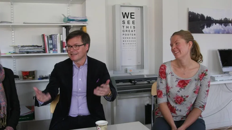Kenneth Bengtsson från Svenskt näringsliv och Karin Milton, Donnergymnasiet.