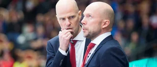 Tränaren rasar: "Är för låg nivå"
