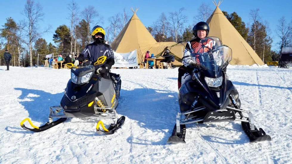 Skotertur. "Jättebra ordnat event", tyckte skoterförarna Sture Frank och Niklas Johansson.