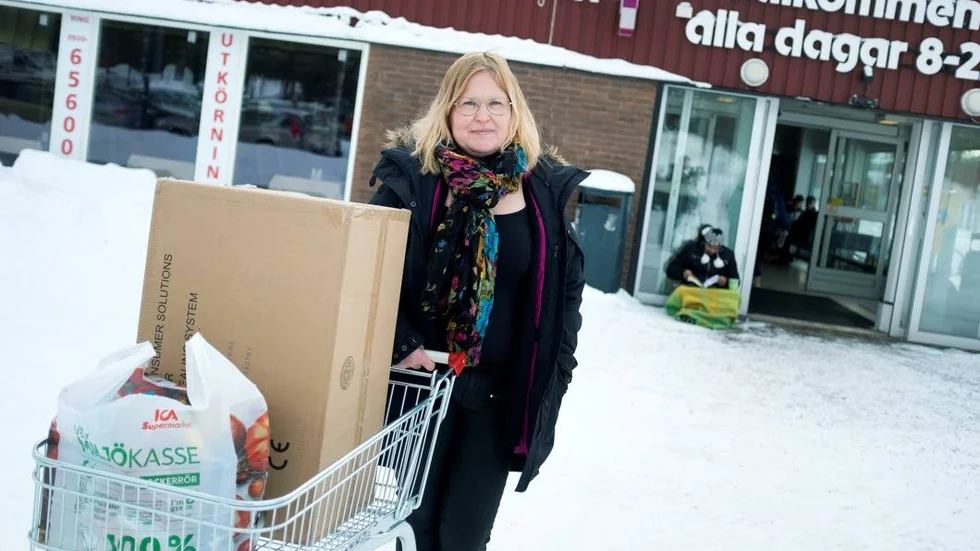 Närhet. Ullla Vuorijärvi gillar att det är nära till skolan men vill se att det nya badhuset byggs.
