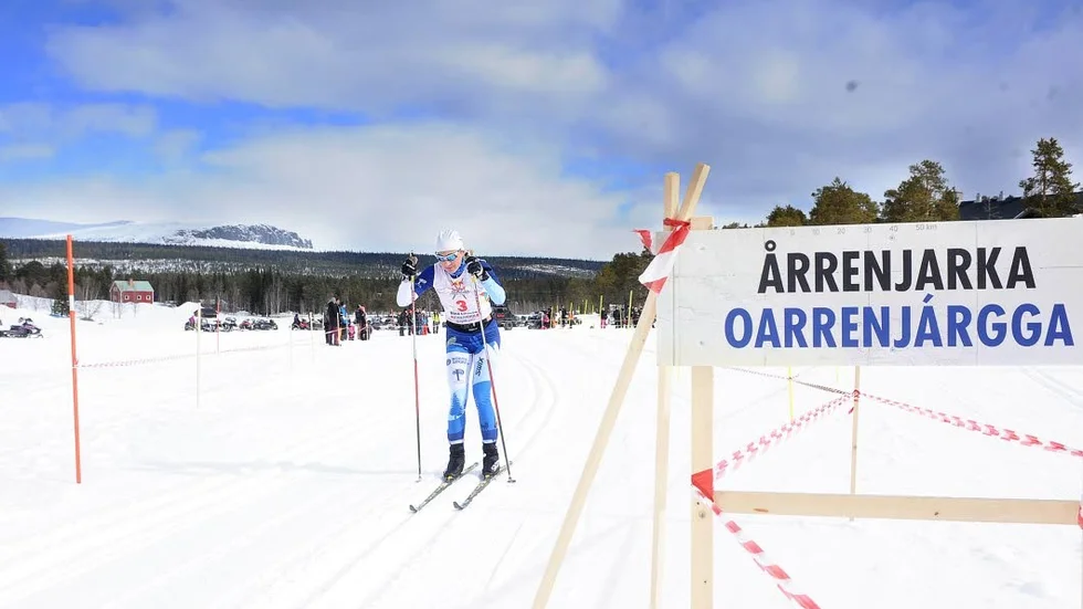 Nina Lintzen vid vändpunkten i ÅrreNjarka, Nordenskiöldsloppet
