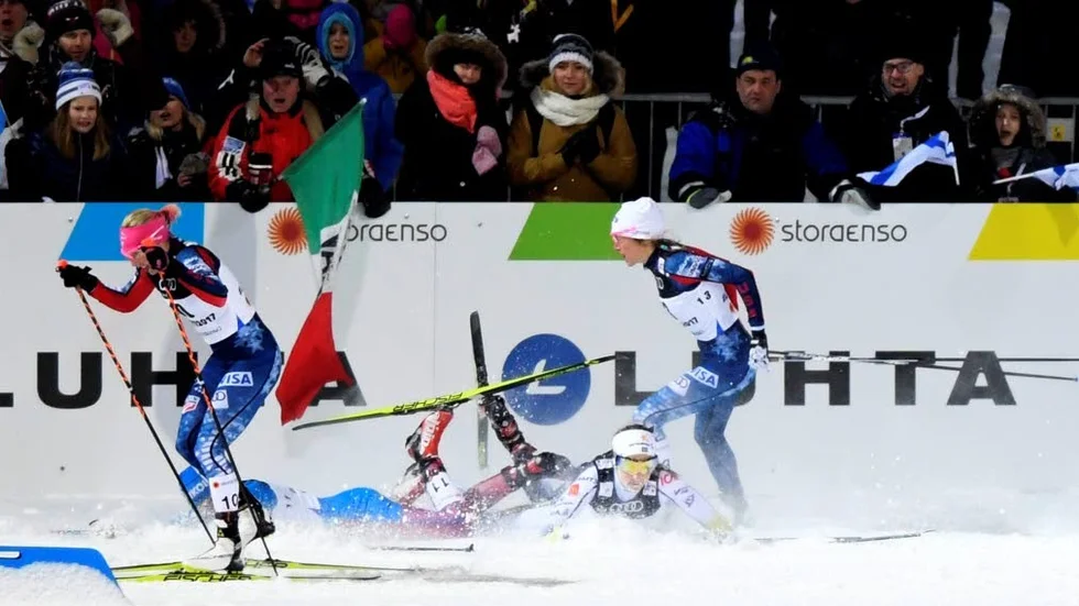 Aj, aj, aj. Det var ju inte såhär det skulle sluta, Stina Nilsson. Svenskan föll tungt i sprintsemifinalen och medaljchanserna gick upp i rök.