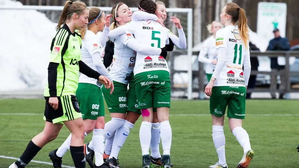Segermaskin. Assi har som nykomlingar i Elitettan vunnit sju matcher, spelat en oavgjord – och inte förlorat en enda på åtta matcher.