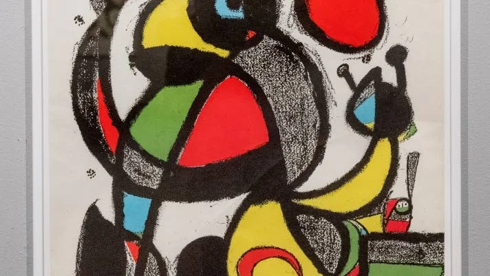 Bred konstpublik. Med sina affischer nådde Miró ut brett.