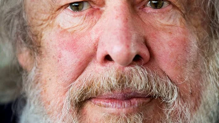 Legendar. Sven Wollter ser tillbaka på sin skådespelarkarriär som startade för 62 år sedan. "Jag har ett CV långt som sju svåra år plus ett nödår", säger han.