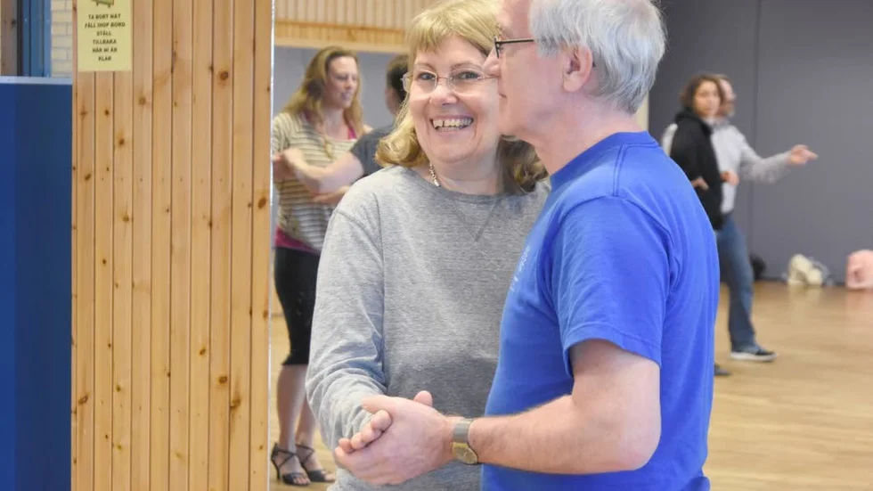 Rörelse. Petra Biallas och Gerhard Baye fastnade för Bachatan.