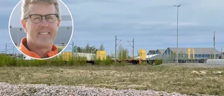 Tåg spårade ur och välte vid logistikcentrum – trafiken avstängd: "Spåret ska besiktigas"