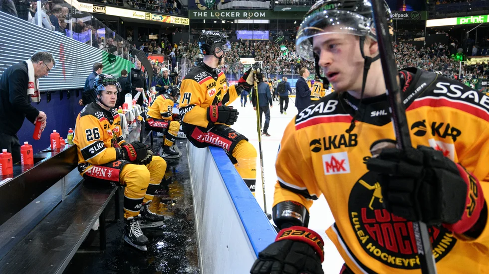 Luleå splittrade på kedjan med Pontus Andreasson, Linus Omark och Juhani Tyrväinen.