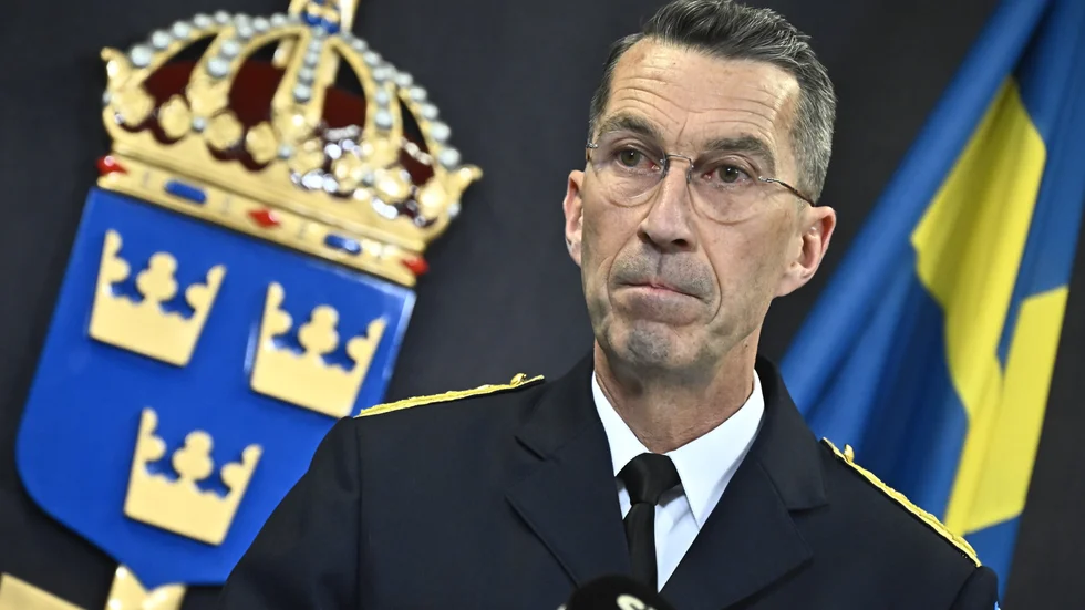 Försvarsmaktens överbefälhavare Micael Bydén håller pressträff med anledning av Nato-beskedet.