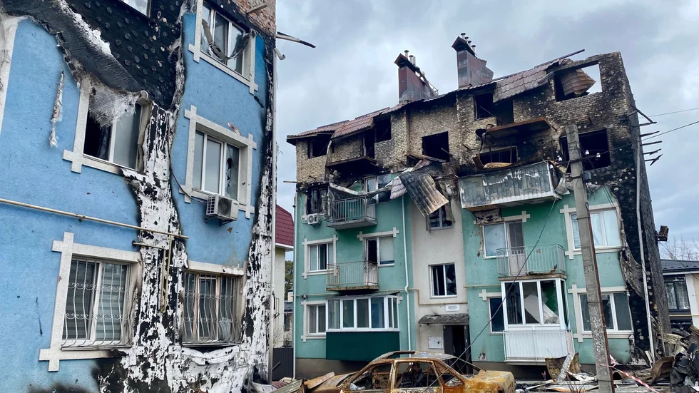 Civilbefolkningen drabbas hårt av krigen i Ukraina och i Israel/Gaza. Stort stöd behövs. Samtidigt får vi inte svikta mot vårt stöd till Ukraina och Israel som också för våra krig mot brutala terrorregimer.