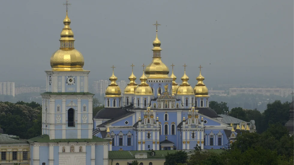 Lesjateatern i Kiev öppnade i måndags på nytt för besökare. Teatern ligger i centrala Kiev i närheten av den välkända Sankt Andreas kyrka. Arkivbild.