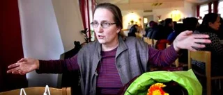Hon gör inget halvhjärtat