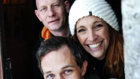 <7GT_Bildrubrik>INITIATIVTAGARE.</7GT_Bildrubrik> Einar Steen, samt paret Markus och Ella Wahlgren, har tagit initiativet till en konsert i juletid för de hemlösa på Gotland. På måndag kväll den 20 december kommer de att fylla domkyrkan med artister och publik och alla intäkterna går till de hemlösa och verksamheten på Birkagården i Visby.