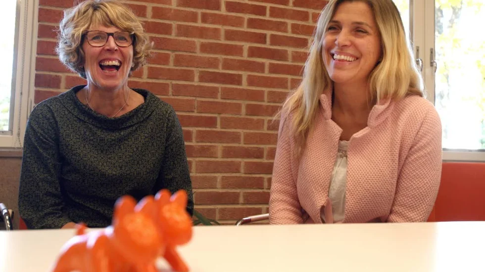 Agnetha Linnerhed och Jenny Apoy-Söderdahl i det socialpsykiatriska teamet känner att de bidrar till förändring.