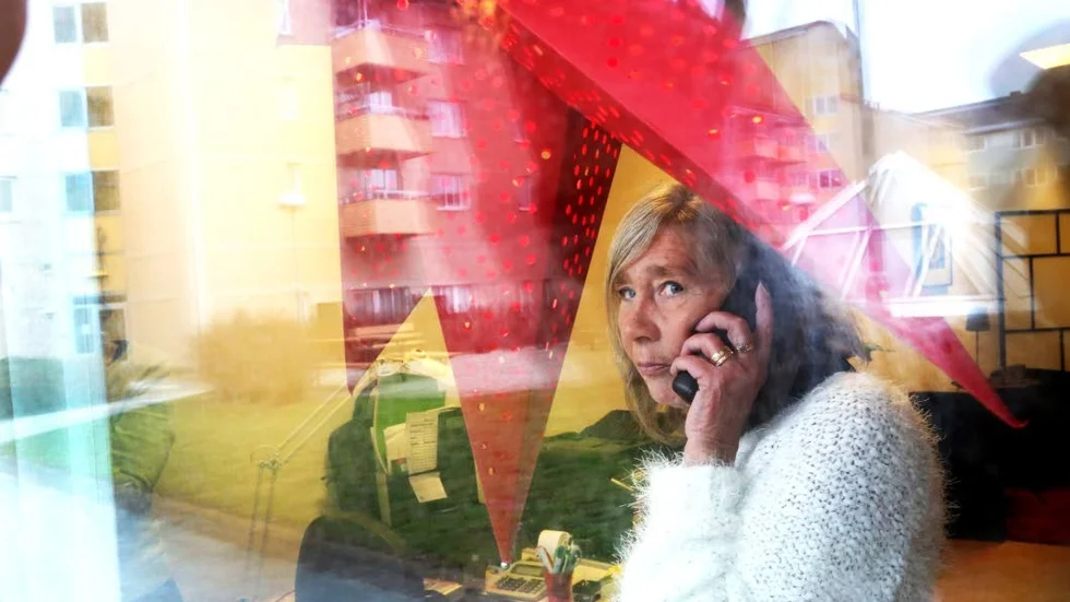 Hjärtefråga. Ewa Gomander har arbetat ideellt sedan 1984. Var tredje vecka har hon jourtelefonen för kvinnojouren Amanda och nu oroas hon över den bristande ekonomin.