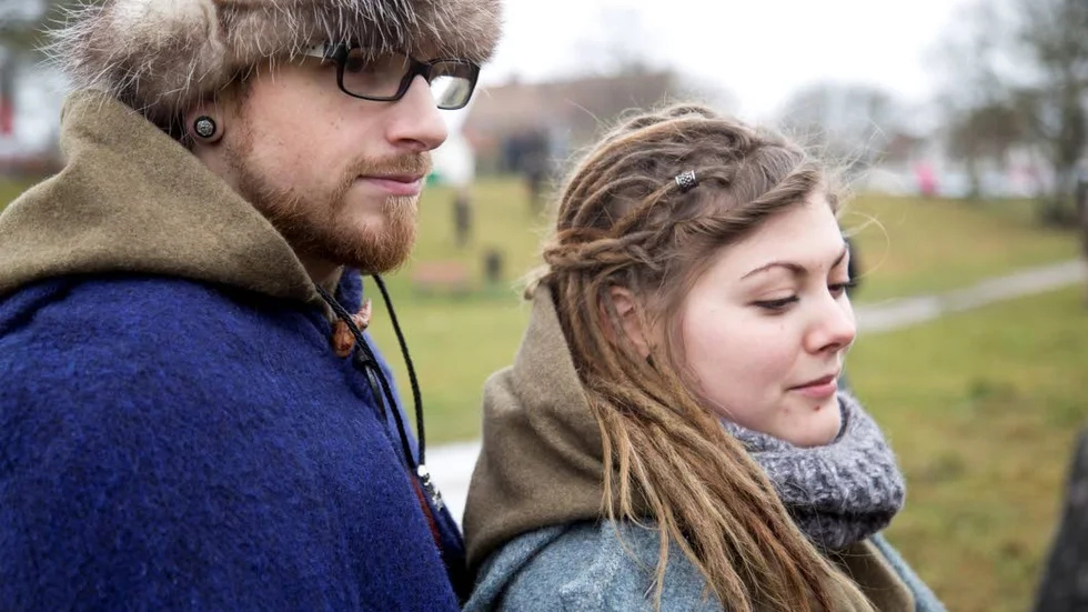 Alexander Lonz och Karin Sund Olsson från Hälsingland tittade på tornerspelen.