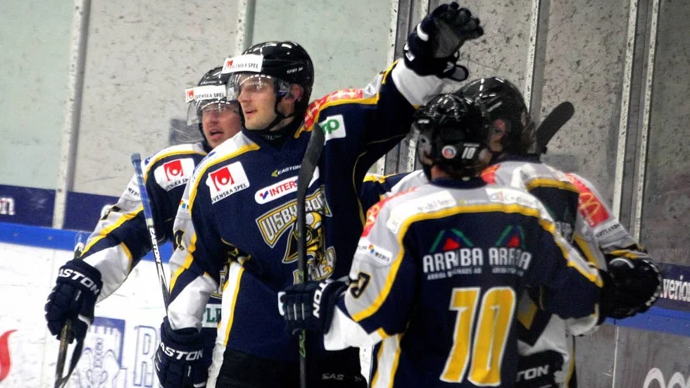 Dramatik. Efter mycket om och men fick Visby Roma med sig en vinst efter övertid mot Arlanda Wings.