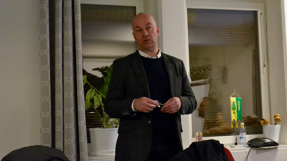 Glenn Wikman berättade om Skellefteå Krafts planer vid ett möte i Norsjö på måndagskvällen.