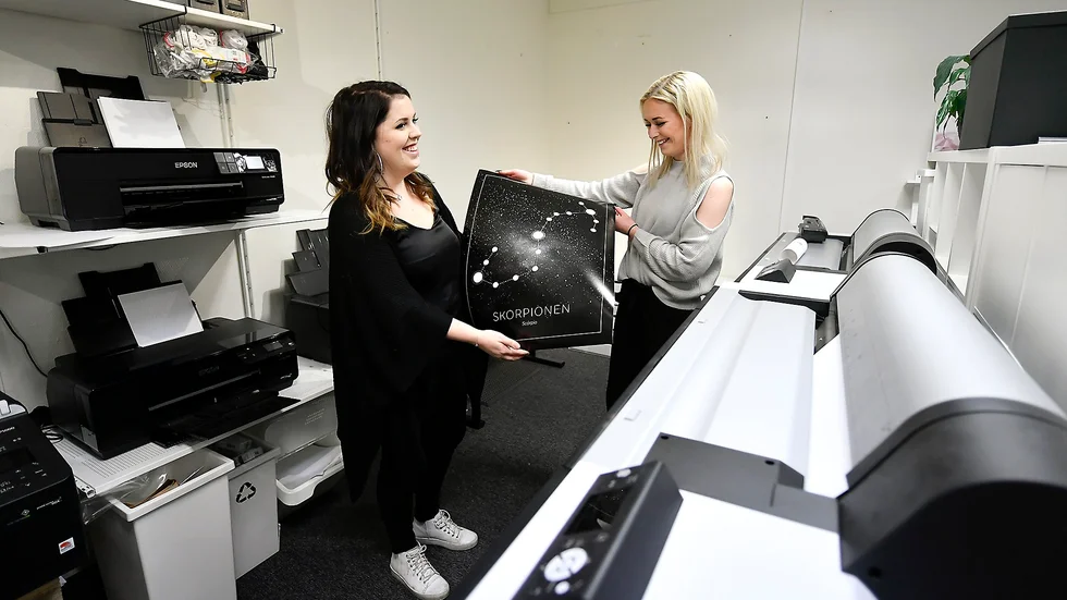 Sju skrivare och 170 kvadrat. Allt pekar uppåt och den 18 januari får Amanda Klingstedt och Lena Gustafsson veta om Amakli blir prisad på Alvargalan. 