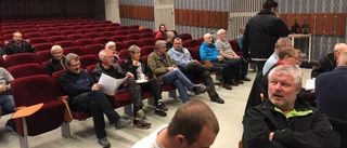Lockade med fika och allsång