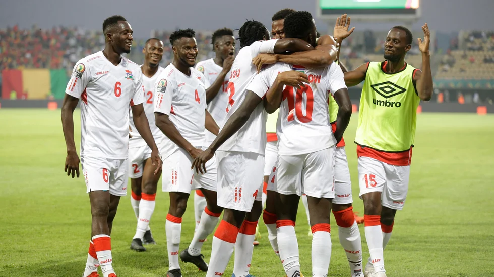 Gambia firar Musa Barrows segermål mot Guinea i åttondelsfinalen i Afrikanska mästerskapen.